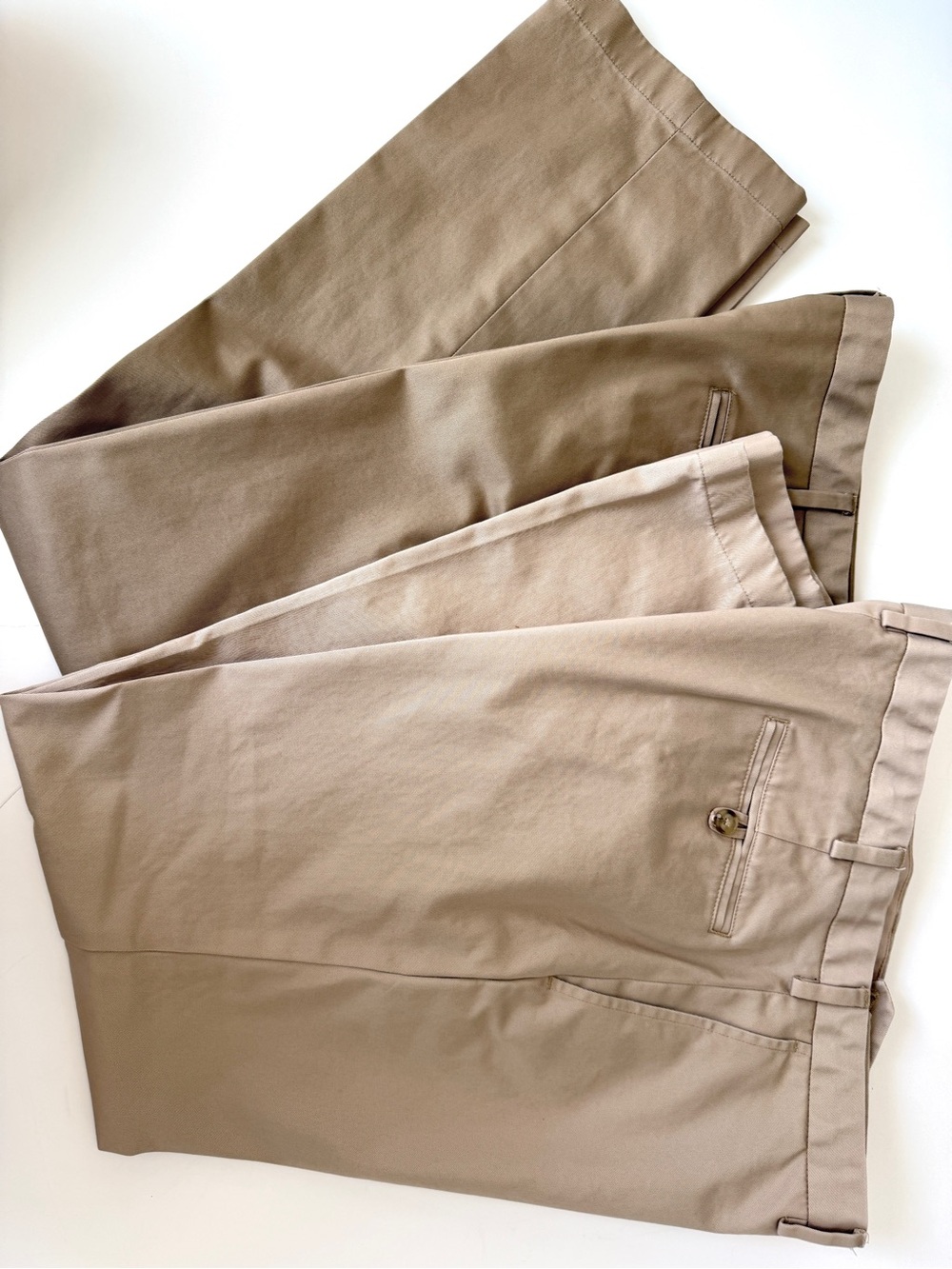 2 Pair Men’s Jo’s.A. bank 100% Cotton Tailored Fit Traveler Pant 36x30”